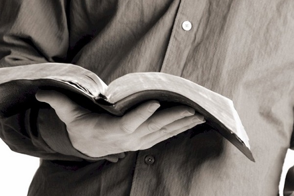 Como pregar a palavra de Deus com confiança: 7 dicas essenciais