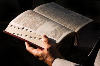 Como entender a Bíblia para pregar?