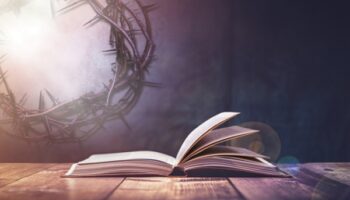 Como aprender a ordem dos livros da Bíblia