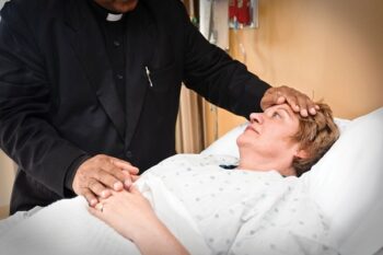 Capelania em Hospitais: A Importância do Apoio Espiritual