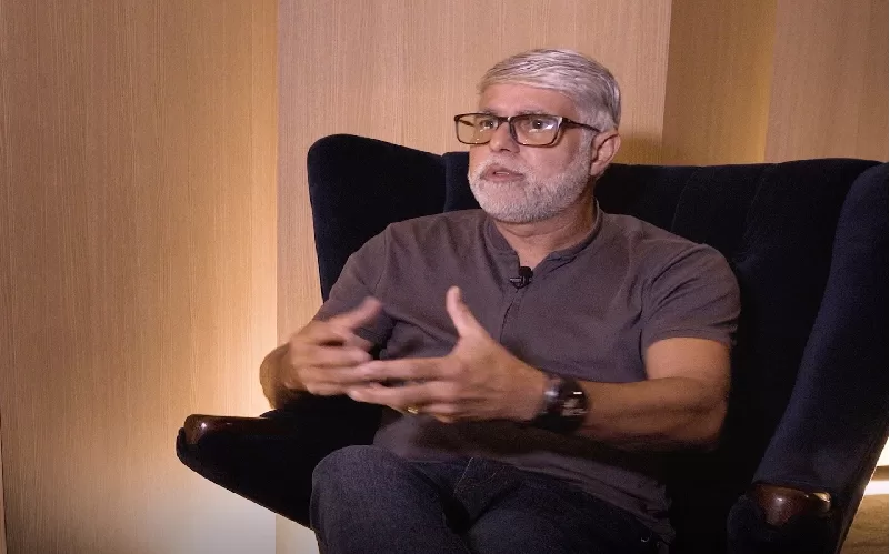 Onde o Pastor Cláudio Duarte Mora?